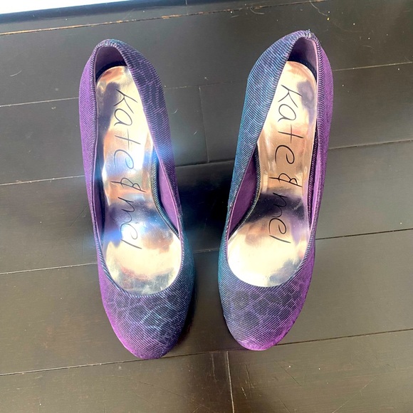 Metallic, Barbie Heels, Women’s Size 10, Shines Purple then Blue Iridescent - Picture 3 of 8